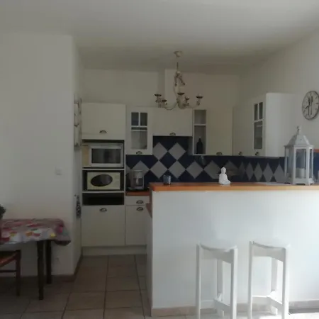 Studio En Rez De Jardin Apartment