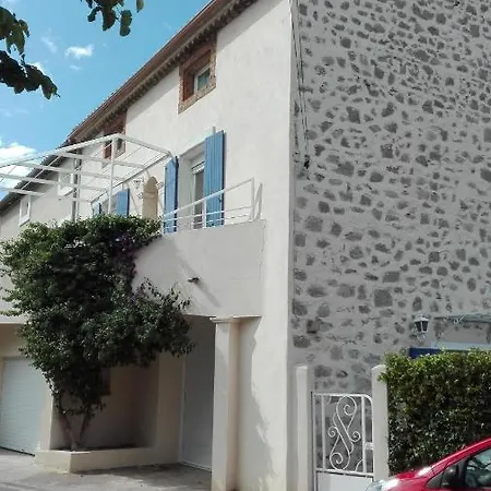 Studio En Rez De Jardin *